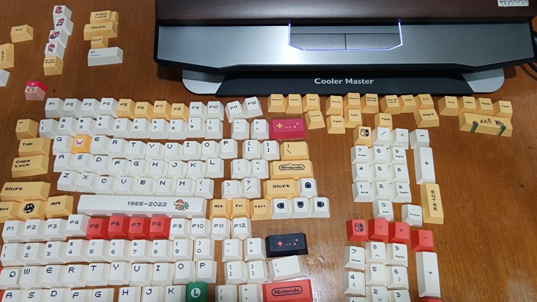 Super Mario Wario V2 Yellow PBT 122 Keys Keycaps, Computers & Tech ...