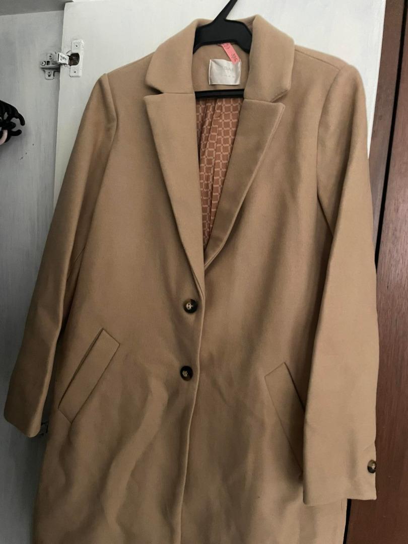 UNUSED BRANDED COATS FOR SALE Women s Fashion Coats Jackets and