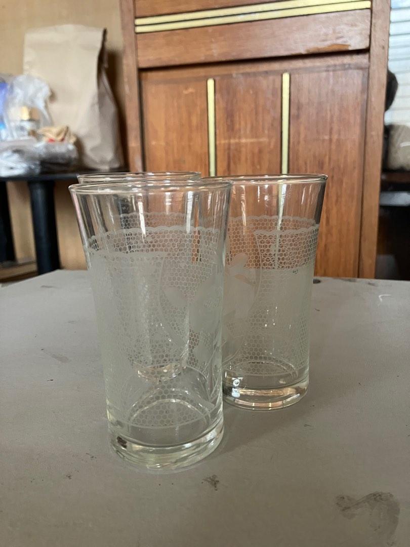 Vintage Glassware (Set E) (Category: Other Kitchenware & Tableware) located in Las Pinas. Submitted by randomitems01 (Listing ID 1193823357, Image 2). Description: Vintage Glassware (Set E) Slightly Used Php 150 Last Price Posted.