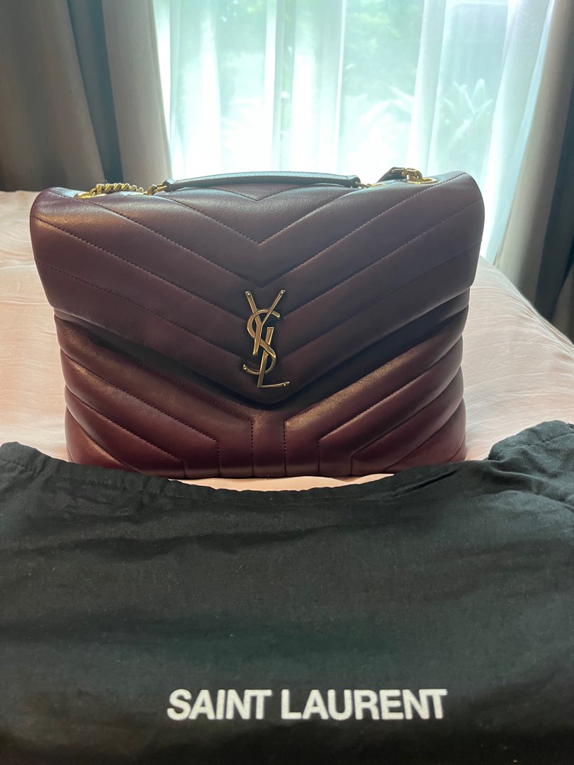 Ysl envelope bag, used lightly as good as new, Luxury, Bags & Wallets
