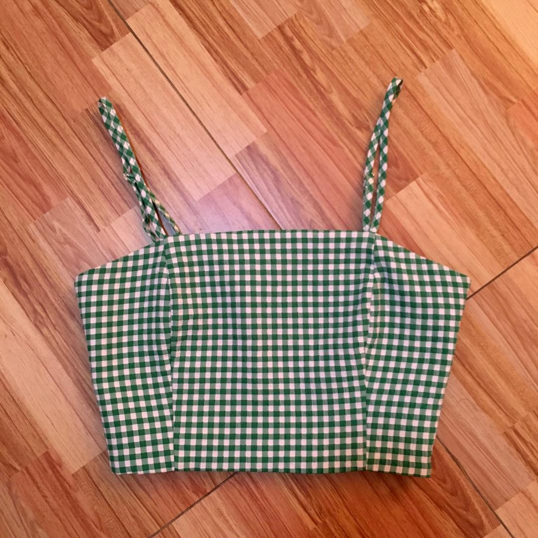 Zara gingham green top double lining with free shorts (Category: Sleeveless) located in Quezon City. Submitted by thrifters21 (Listing ID 1193835567, Image 2). Description: brandnew just cut tag super kapal ng fabric ang ganda ng color with shorts! super mura.
