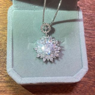 （分類：）位於 。 由 lepremiergems 提交（商品編號 1188638277，圖片 1）。簡介： 。