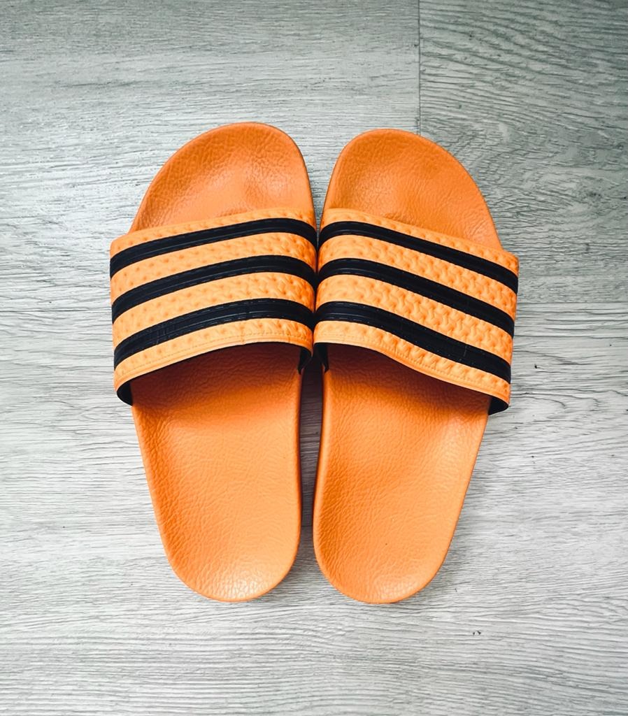 Adidas originals hotsell originals adilette slide