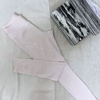（分類：）位於 。 由 yan0625 提交（商品編號 1188773341，圖片 1）。簡介： 。