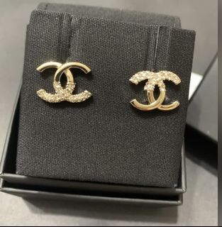 （分類：）位於 。 由 Chanel.C 提交（商品編號 1188718765，圖片 1）。簡介： 。