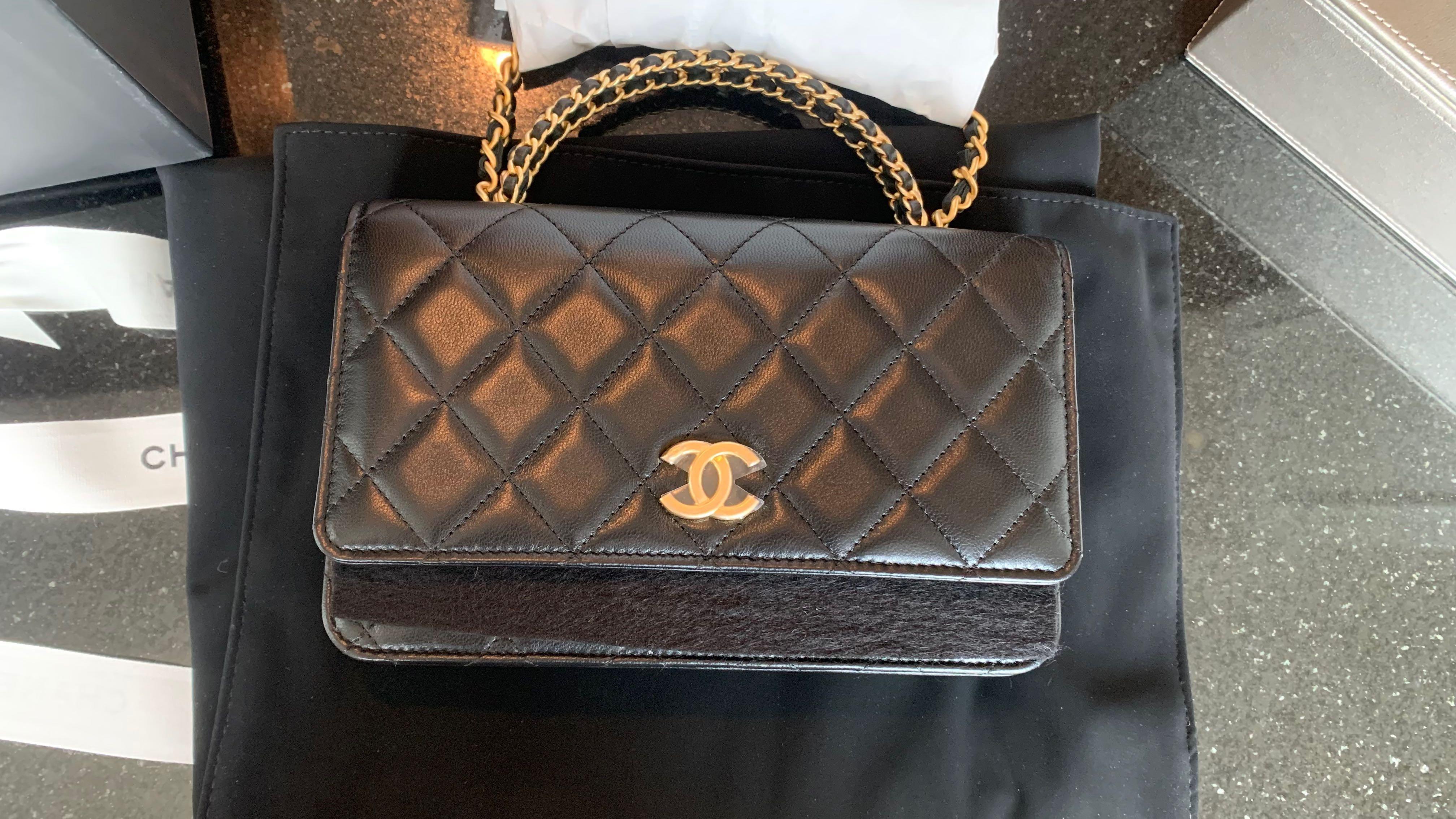 Chanel wallet 2025 with handle