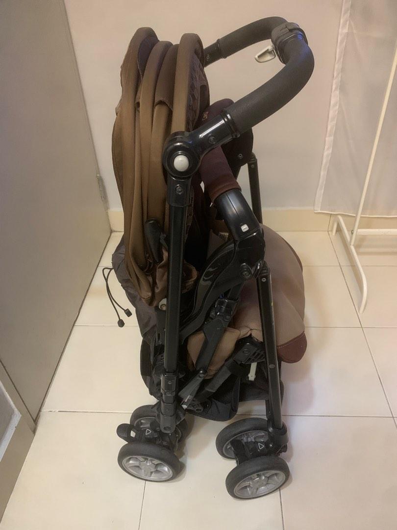 Combi ricco stroller (dual facing), Babies & Kids, Going Out, Strollers