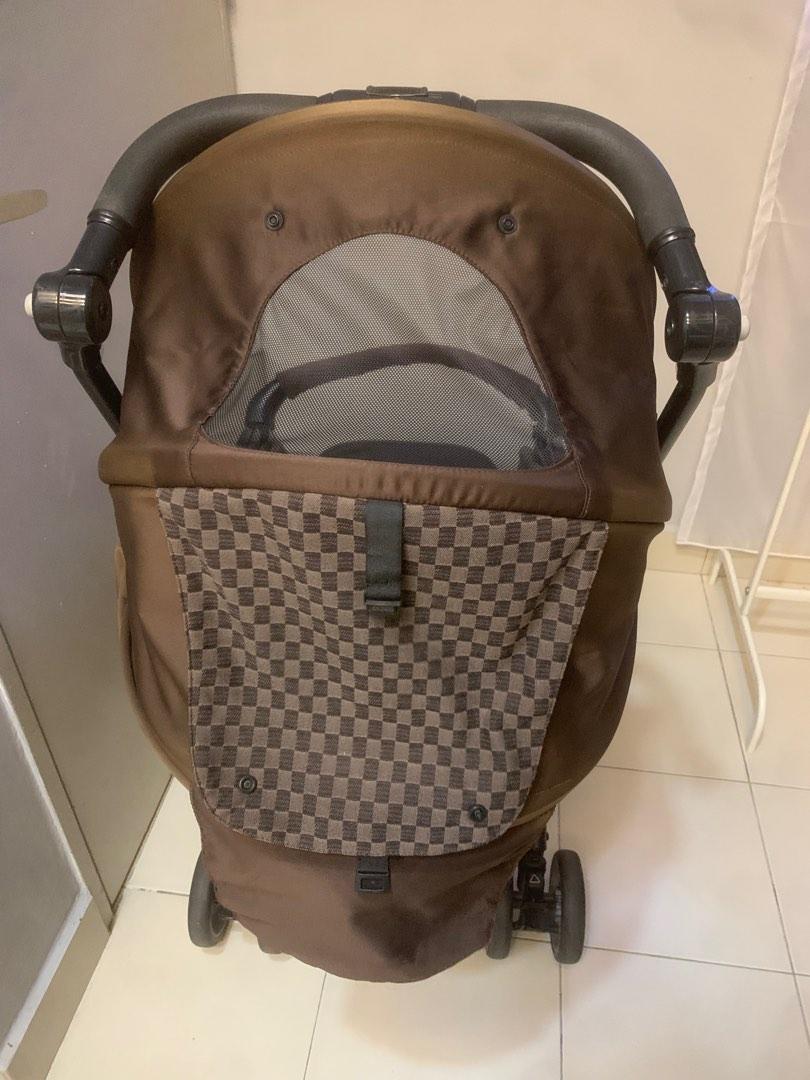 Combi ricco stroller (dual facing), Babies & Kids, Going Out, Strollers