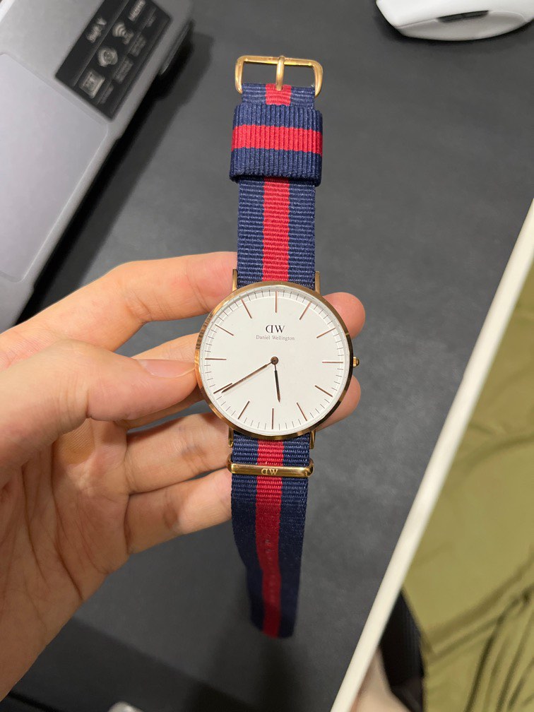 DANIEL WELLINGTON WATCH