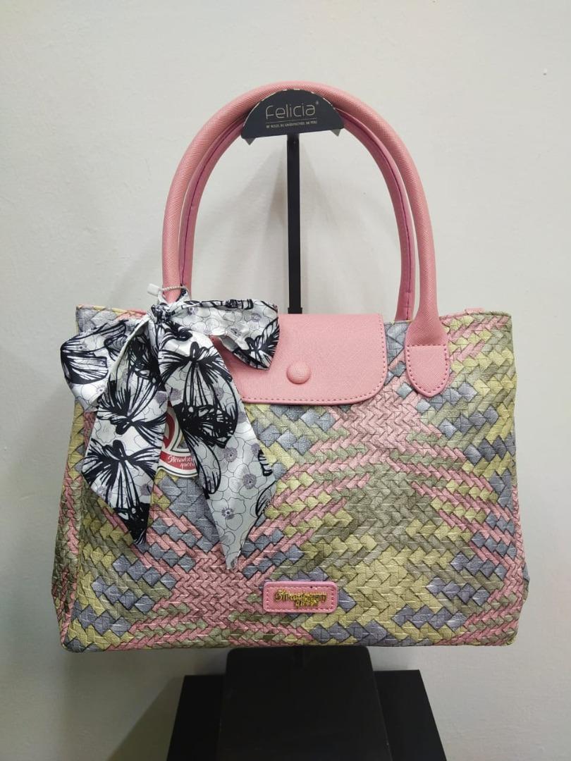 Strawberry sale queen handbag