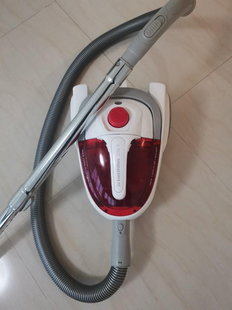 Electrolux Lite II vacuum cleaner, TV & Home Appliances, Vacuum Cleaner