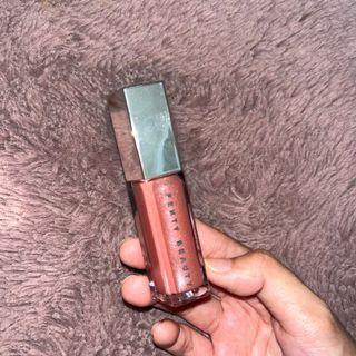 Fenty Beauty Gloss Fussy