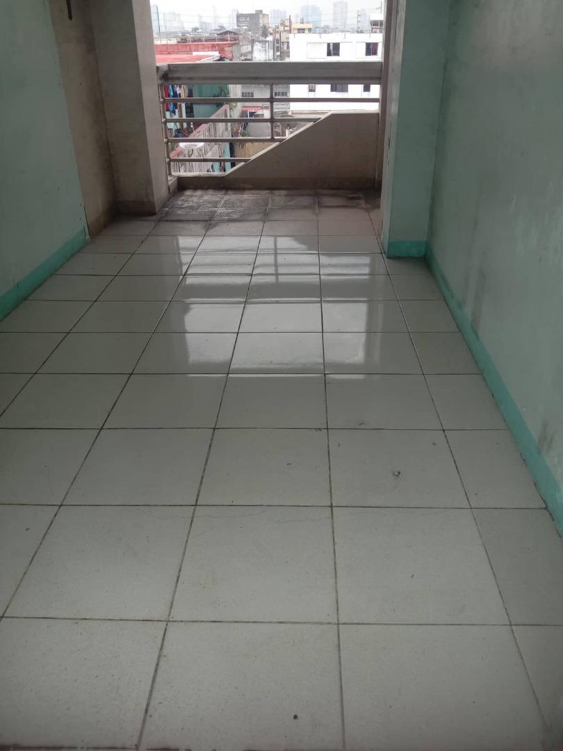 Foreclosed 6 Storey Residential Building for SALE in BalicBalic