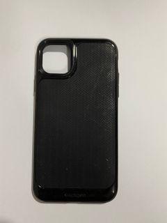 Fs: iphone 11 pro case (black)