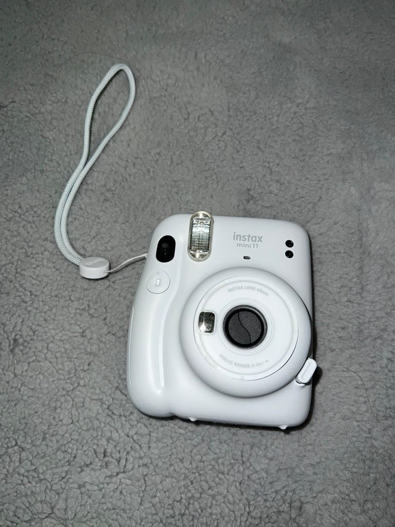 Fujifilm Instax Mini 11 Ice White, Photography, Video Cameras on Carousell