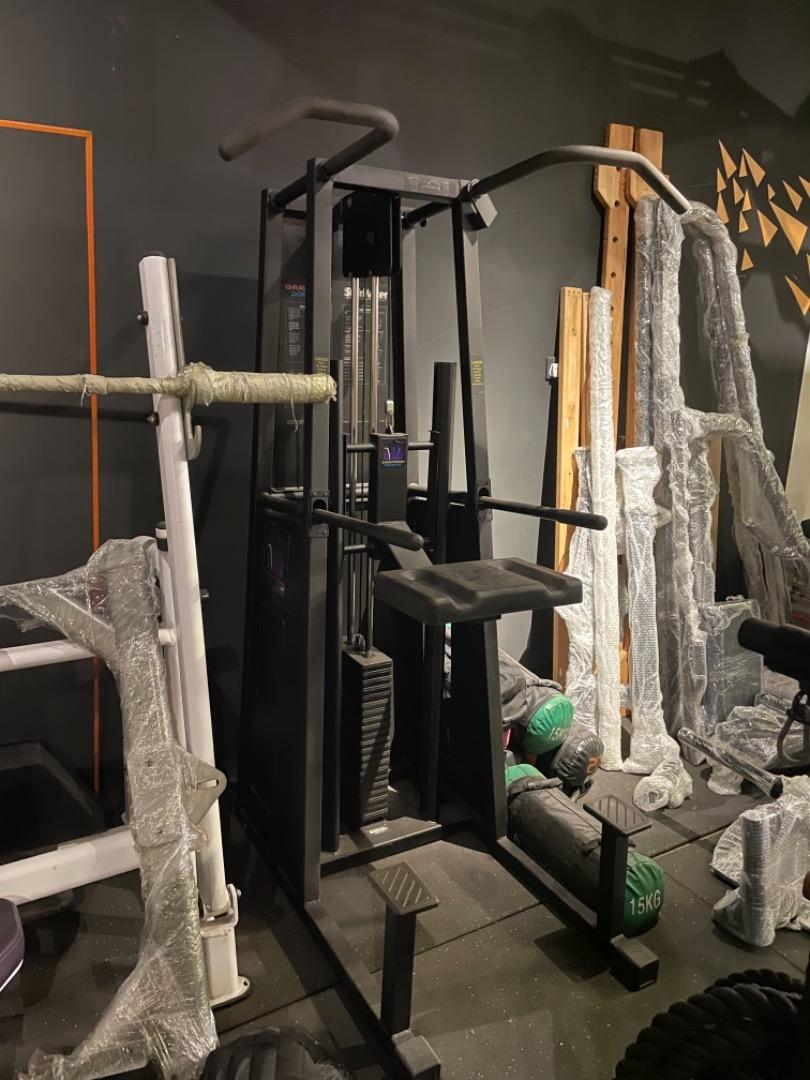 Gravitron stairmaster gym assisted chin up dip strength Sports