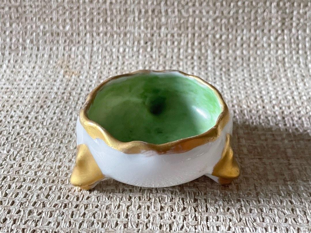 Handpainted Bone China Stenna Austria Footed Salt Cellar (Category: Food Organization & Storage) located in Davao. Submitted by shauitoys2019 (Listing ID 1188721477, Image 1). Description: Original quality BRANDED products from UK. In good condition with minor wear. Please manage your expectation as this is gently used item and doesn’t come with its original packaging nevertheless its in gOod condition. We ship via J&T MOP GCASH AND BPI BDO BANKS