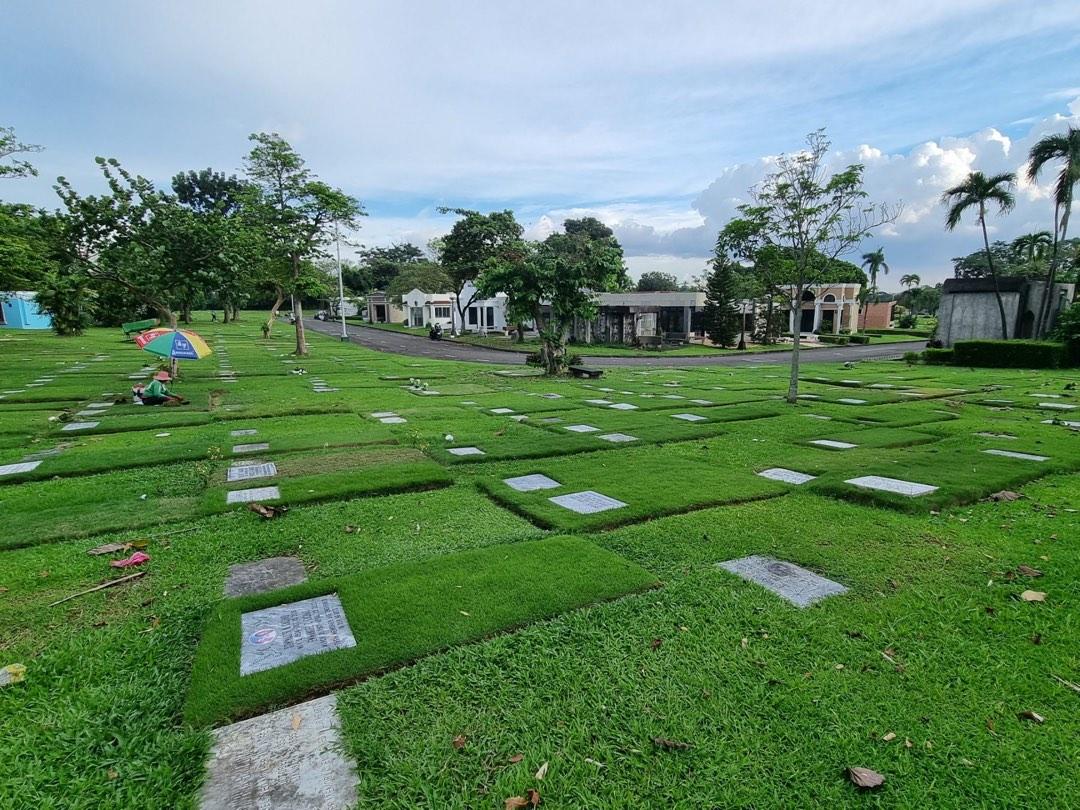 Holy Cross Memorial Lot Novaliches, Property, For Sale, Commercial on