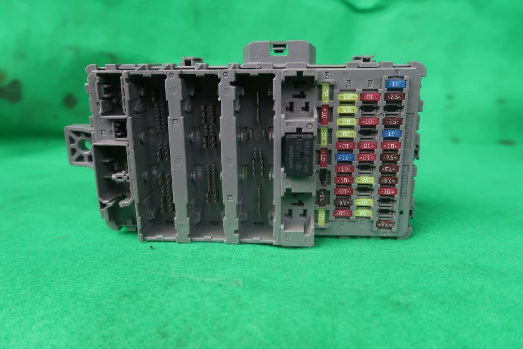 HONDA ODYSSEY RC1 FUSE BOX, Auto Accessories on Carousell