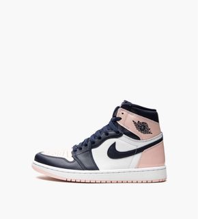 (Category: ) located in . Submitted by sneaker_collection (Listing ID 1188721918, Image 1). Description: .