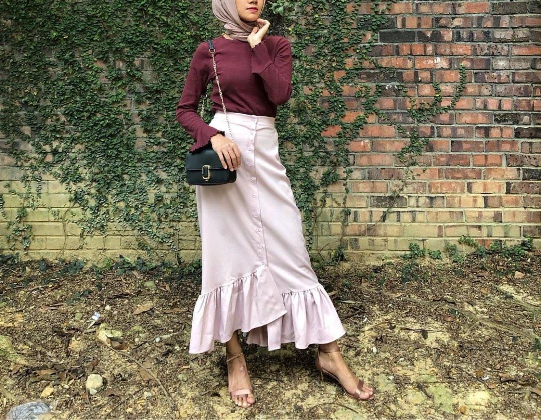 Midi skirt best sale outfit hijab