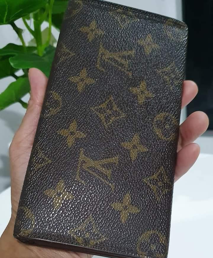Luxury Leather Goods for Men Wallets Card Holders  More  LOUIS VUITTON 