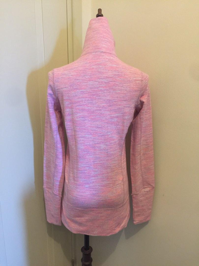 Lululemon pink jacket (Category: Activewear) located in Pasig City. Submitted by sandace (Listing ID 1188668708, Image 2). Description: Size 4 Lightly used Defective zipper 9/10 Opp 1490.