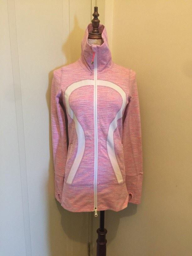 Lululemon pink jacket (Category: Activewear) located in Pasig City. Submitted by sandace (Listing ID 1188668708, Image 1). Description: Size 4 Lightly used Defective zipper 9/10 Opp 1490.