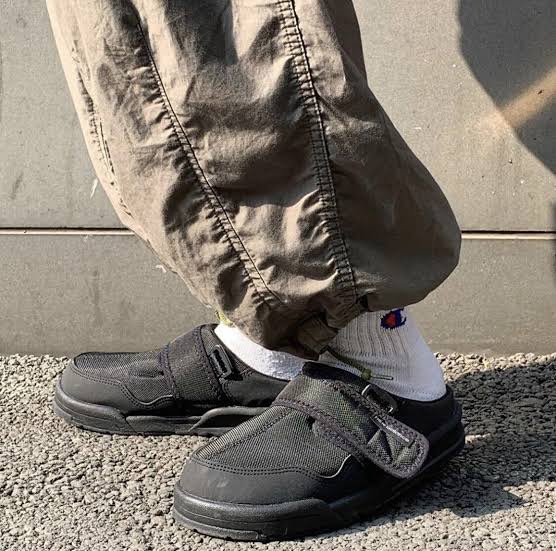 New Balance CRV MULE Men s Fashion Footwear Slippers