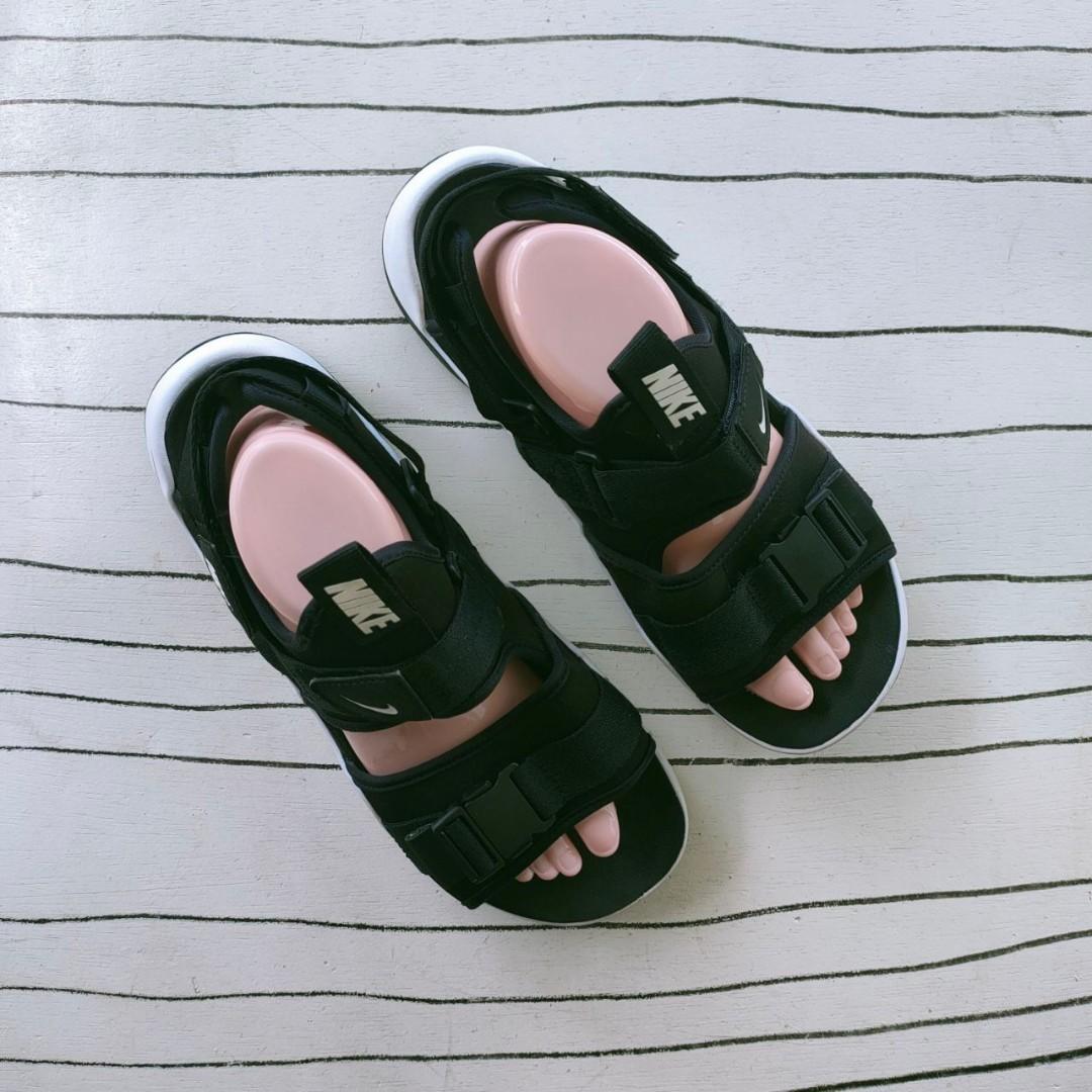 nike women canyon sandals