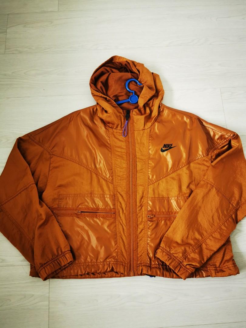 lightweight nike running jacket