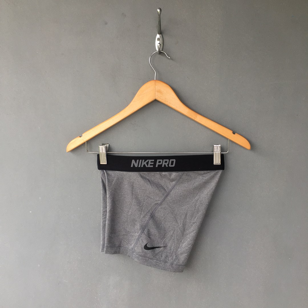 Nike Pro compression tights, Women's Fashion, Activewear on Carousell