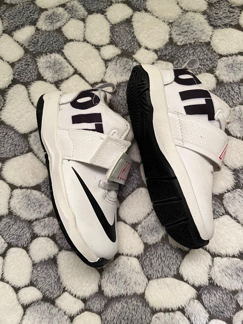 nike team hustle d8 just do it