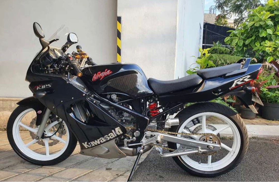 Kawasaki Ninja RR 2009 Black Solid tinggal gas, Motor di Carousell