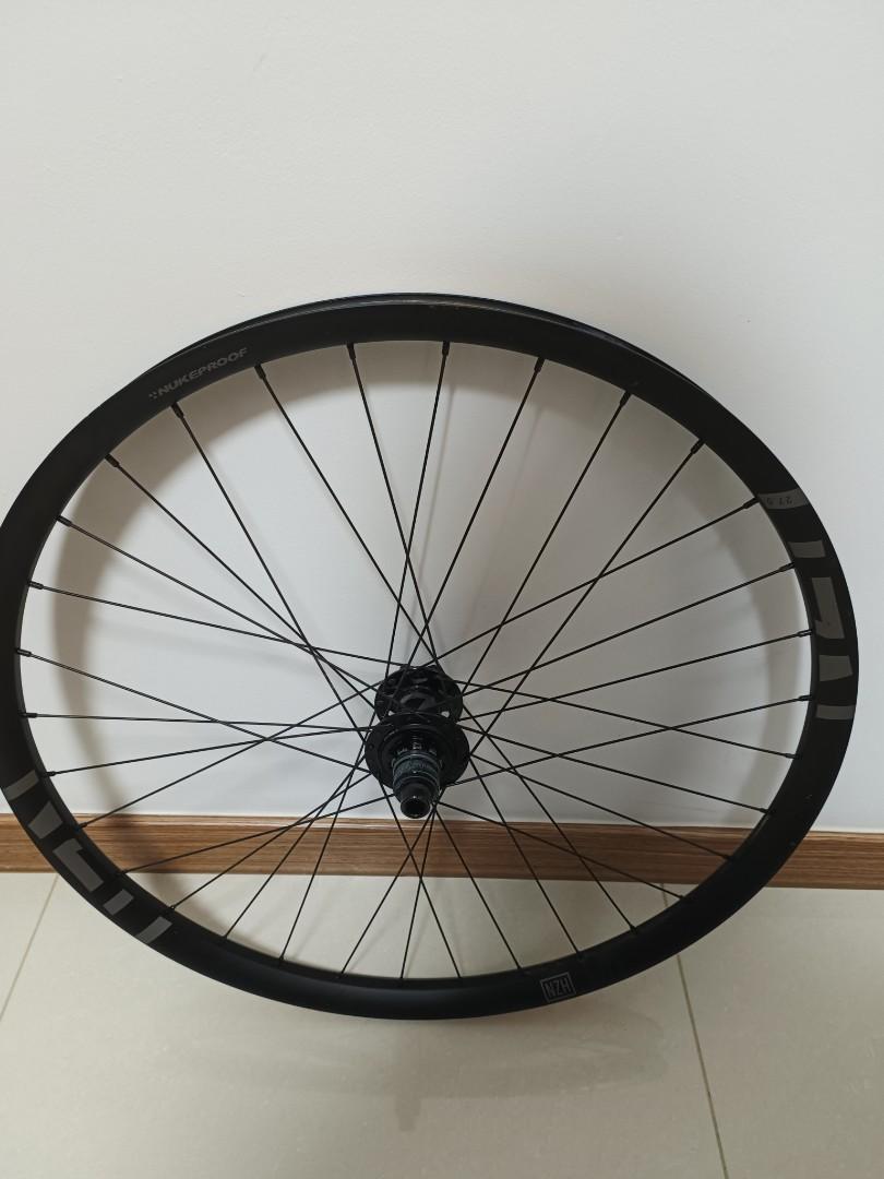 Nukeproof Horizon V2 rear wheel