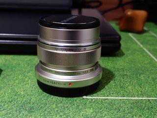 Olympus 12mm f2 m43 鏡頭 銀色 連盒 lens