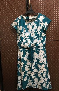 (Category: ) located in . Submitted by trendythrifts (Listing ID 1188630792, Image 1). Description: .