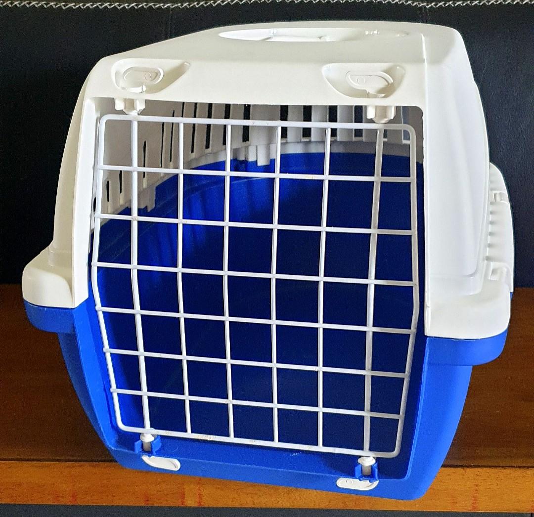 Pet Carrier by Savic Trotter, Pet Supplies, Homes & Other Pet