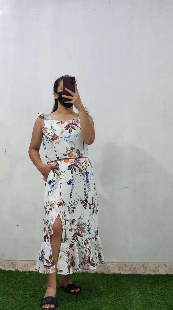 Plains and hot sale prints floral dress