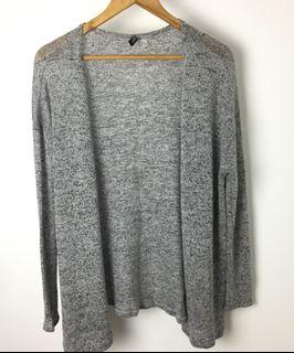 PRELOVED | BRANDED AND AUTHENTIC | H&M Gray, Black, and White Cardigan