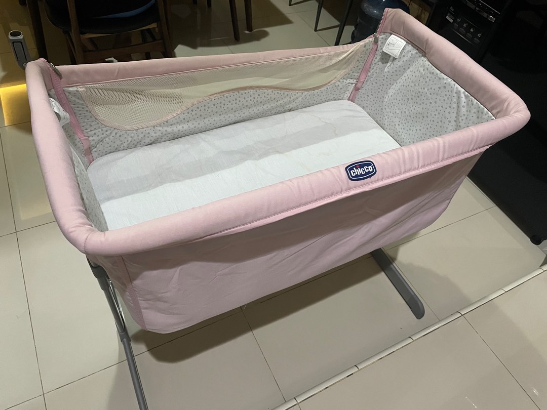 Chicco next sale to me preloved