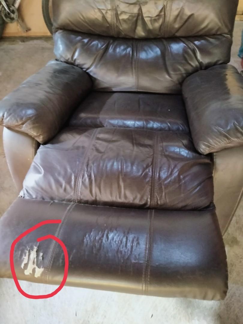 sofa recliner cheers informa, Perabotan Rumah di Carousell