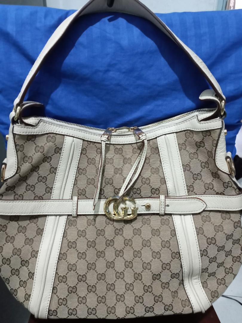 Gucci sale japan store