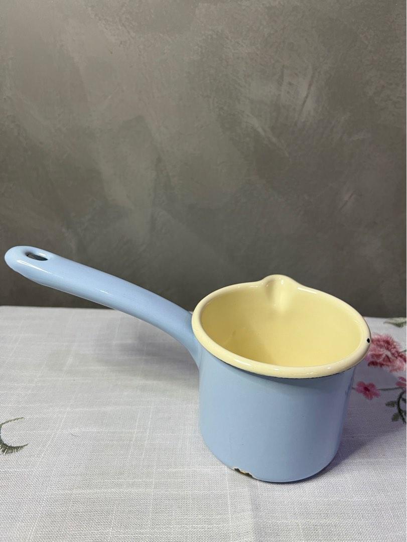 Milk pan with long handle 9 0.50 l - Riess