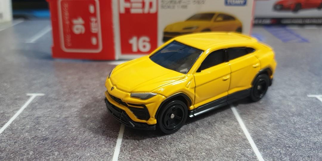 Lamborghini sales urus tomica