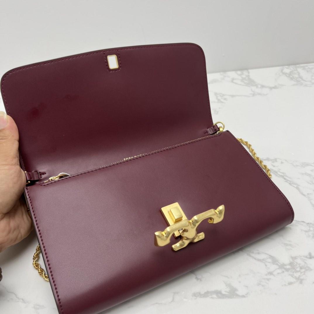TORY BURCH Eleanor Clutch Bag 73578 Claret, Women's Fashion, Bags &  Wallets, Clutches on Carousell