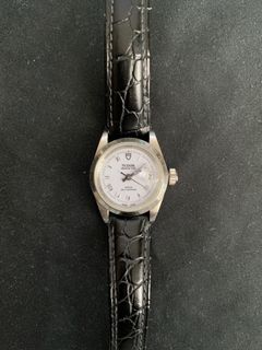 （分類：）位於 。 由 annamarcelo 提交（商品編號 1188640827，圖片 1）。簡介： 。