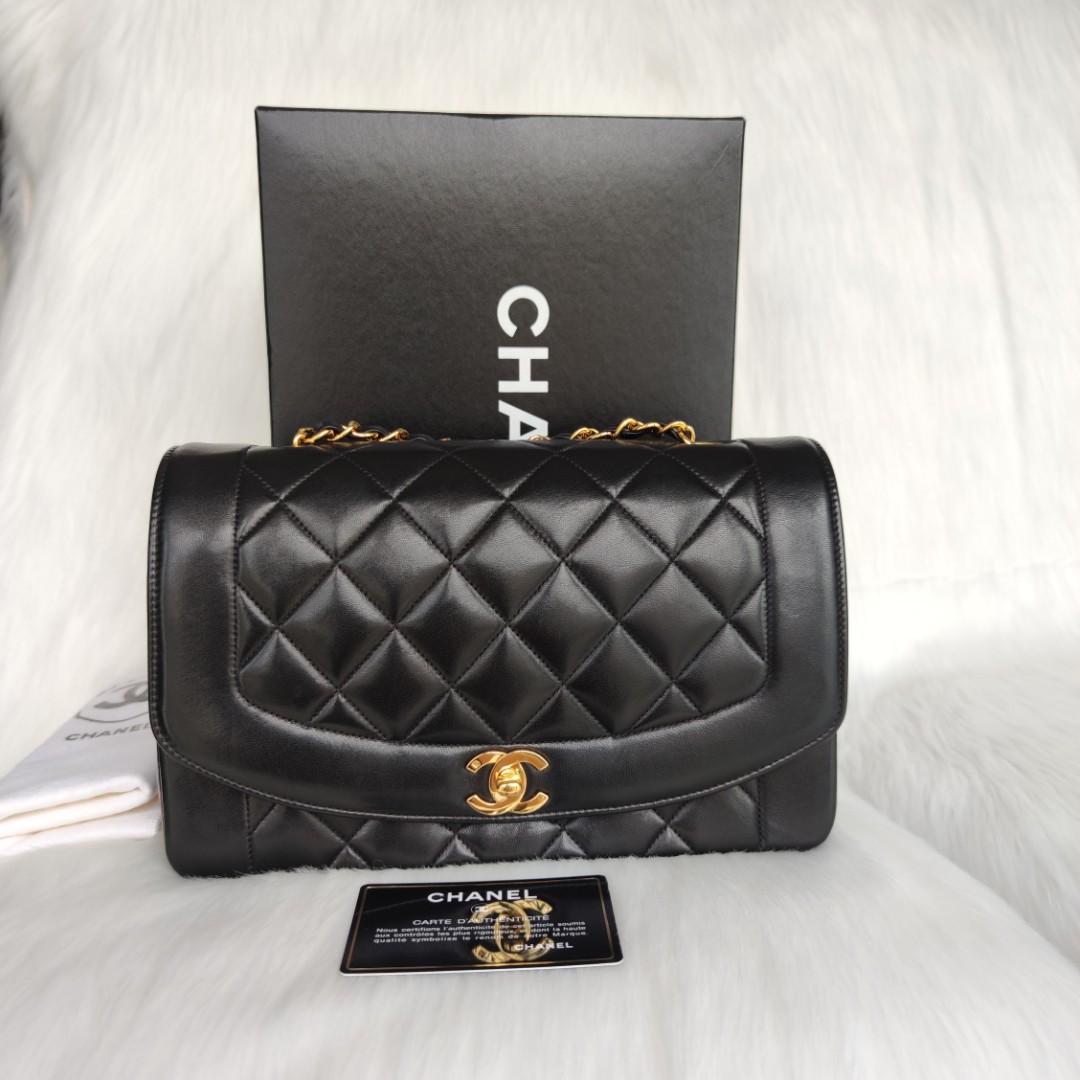 Chanel 22 medium GHW, Luxury, Bags & Wallets on Carousell