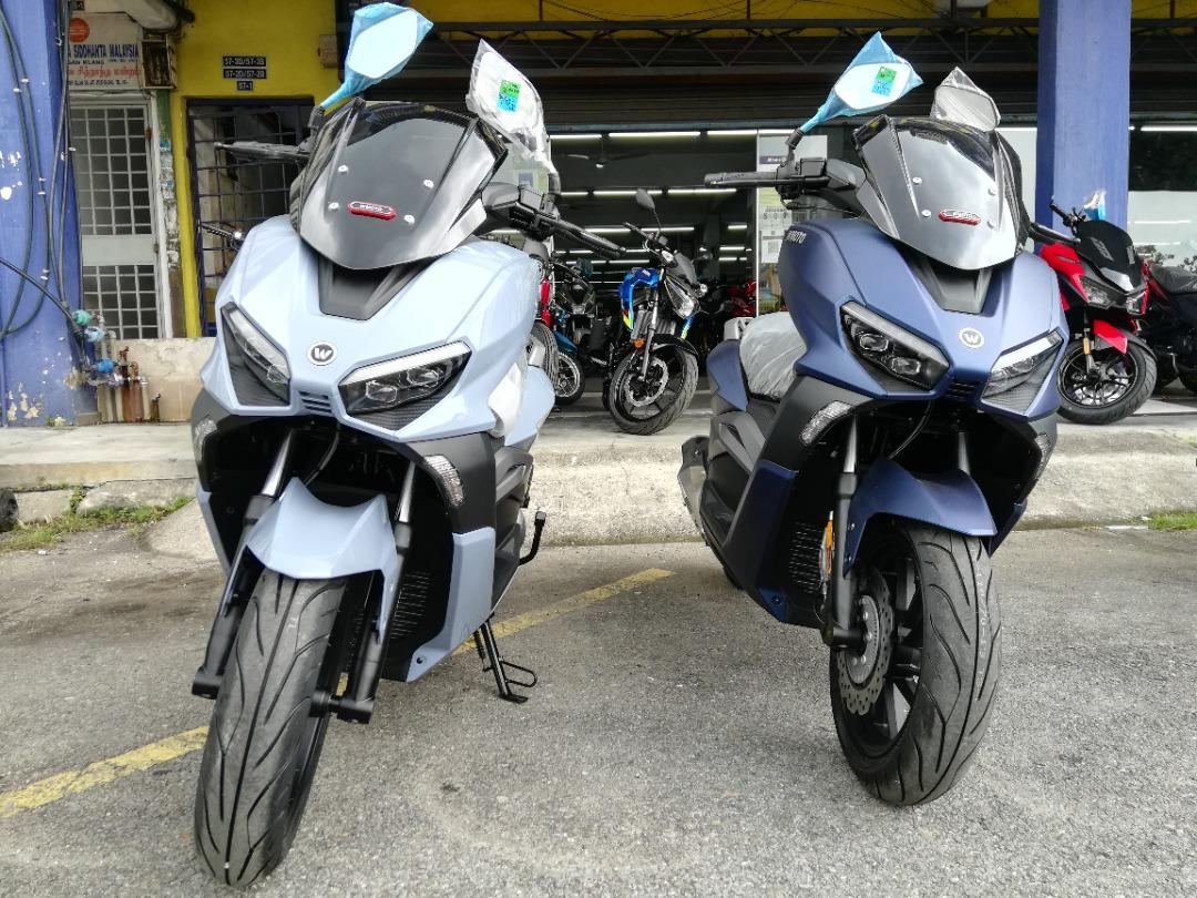 Scooter 250 store