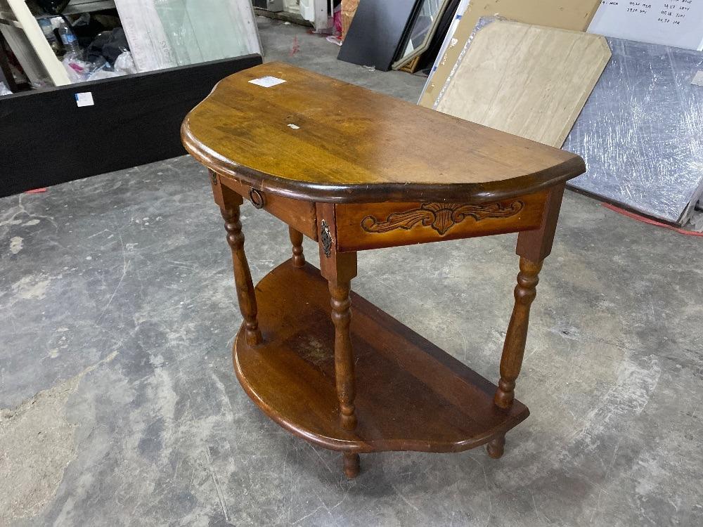 Wooden Half Circle Side Table Brown Colour / Meja Sisi Separuh Bulatan